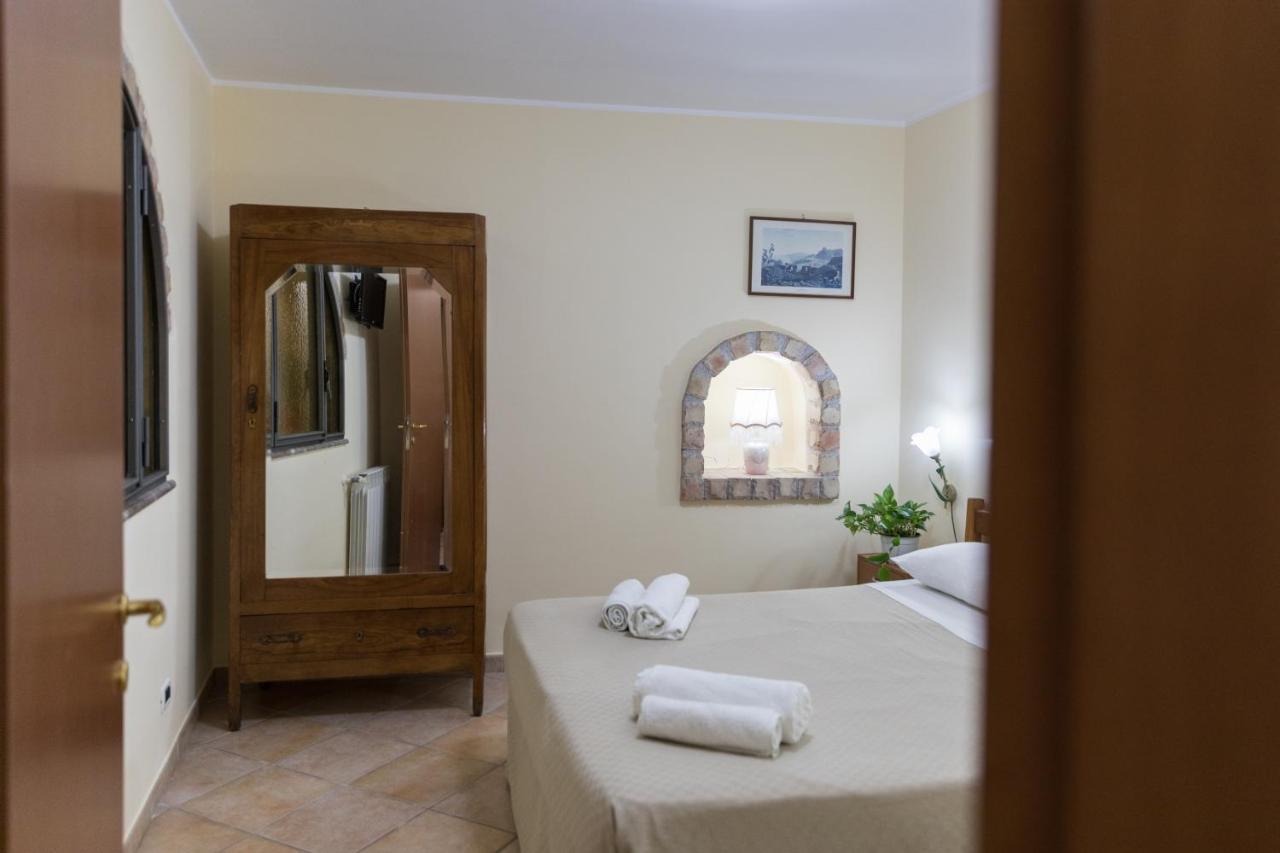 Vico Tauro House Daire Taormina Dış mekan fotoğraf